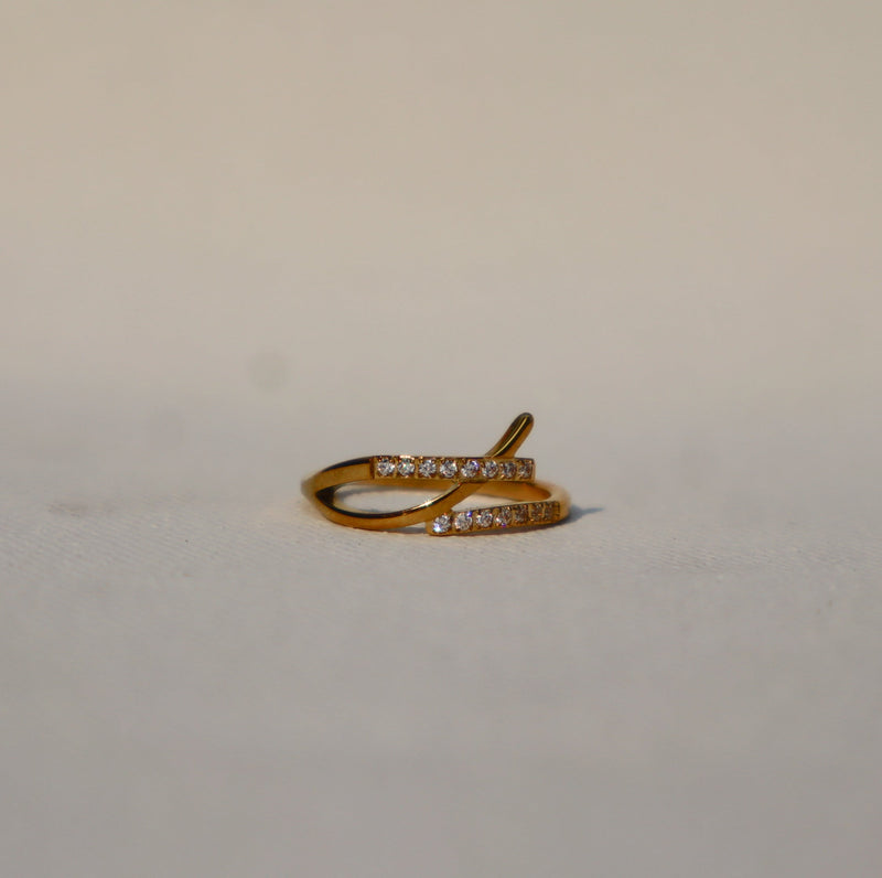 Crossover Statement Ring