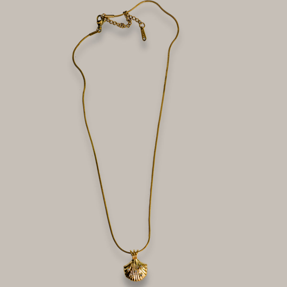 Golden Shell Necklace