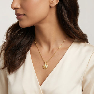 Golden Shell Necklace