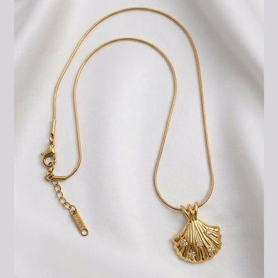Golden Shell Necklace