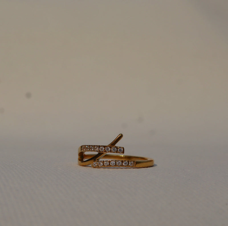 Crossover Statement Ring